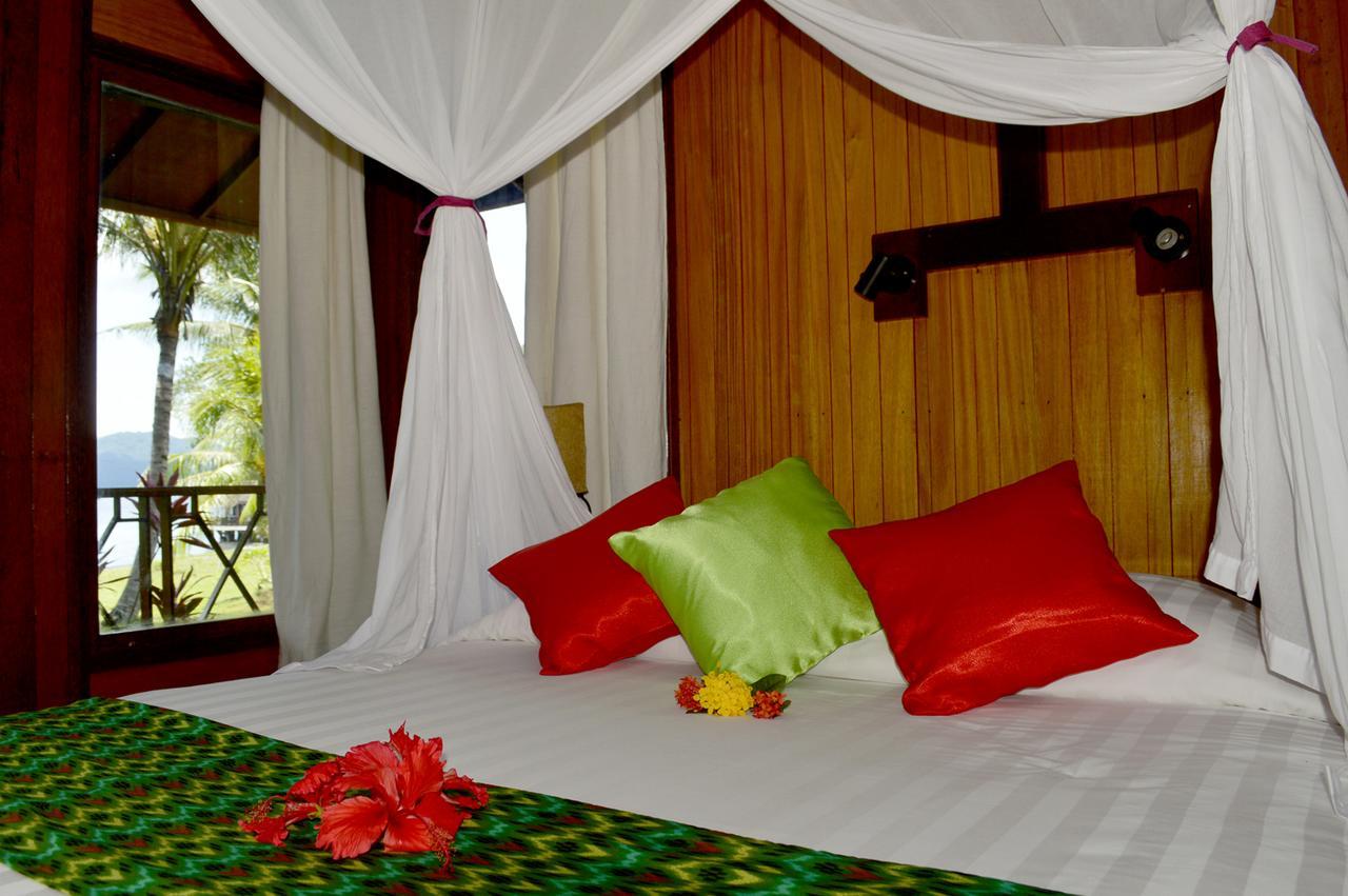 Kungkungan Bay Resort Bitung Exteriör bild