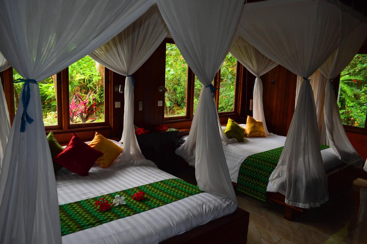 Kungkungan Bay Resort Bitung Exteriör bild